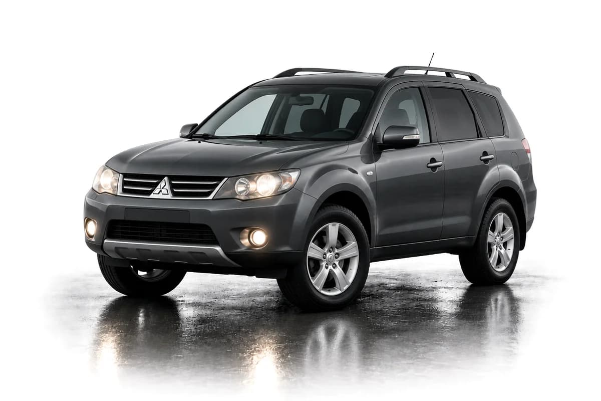 Mitsubishi Outlander (2007–2010)