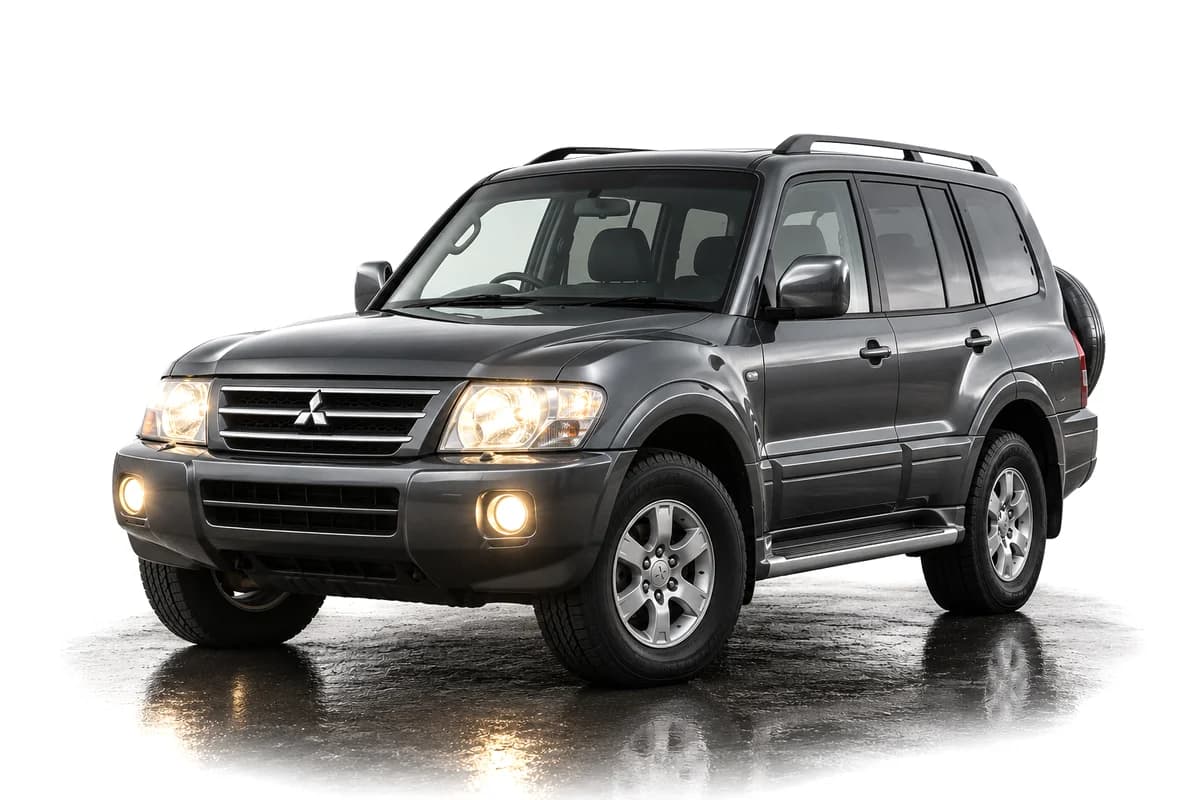 Mitsubishi Pajero (2000–2007)