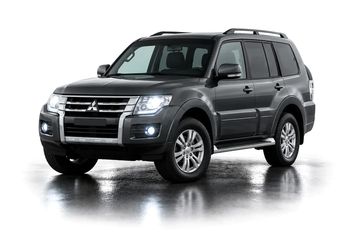 Mitsubishi Pajero (2014–)