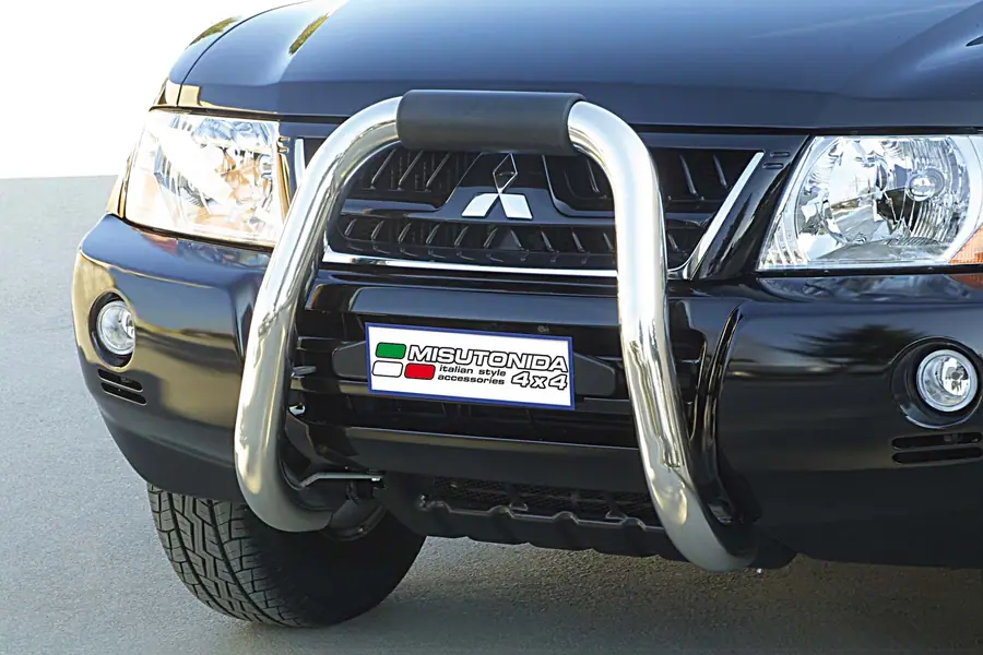 Big bar ø76, mirror polished — Mitsubishi Pajero (2003–2006)