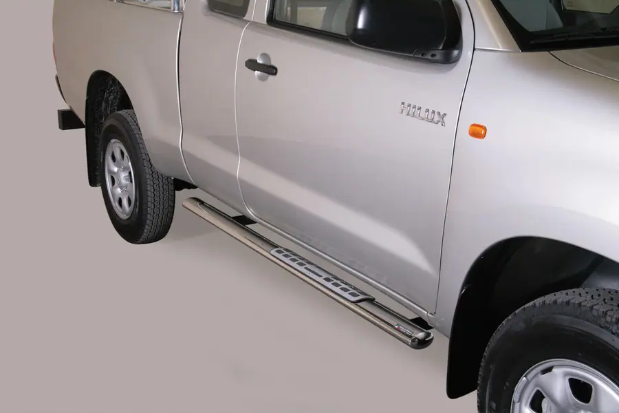 Пороги Design с алюминиевыми накладками øovaal, полированная — Toyota Hilux (2005–2011)