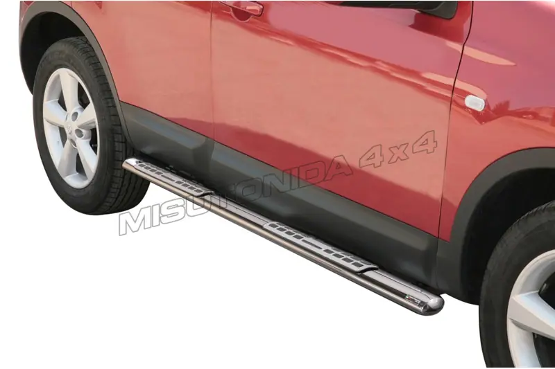 Design side steps with aluminium treads øovaal, mirror polished — Nissan Qashqai (2007–2010)