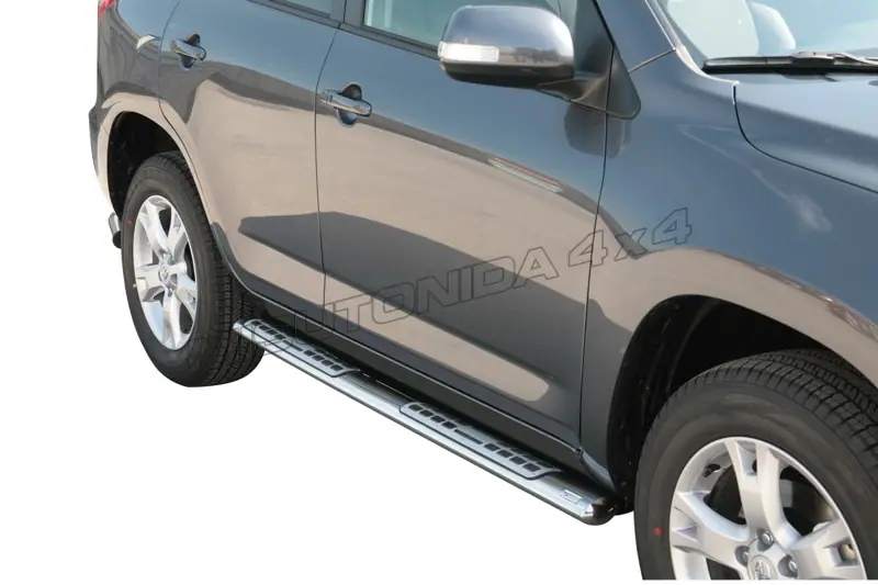 Пороги Design с алюминиевыми накладками øovaal, полированная — Toyota RAV4 (2006–2010)