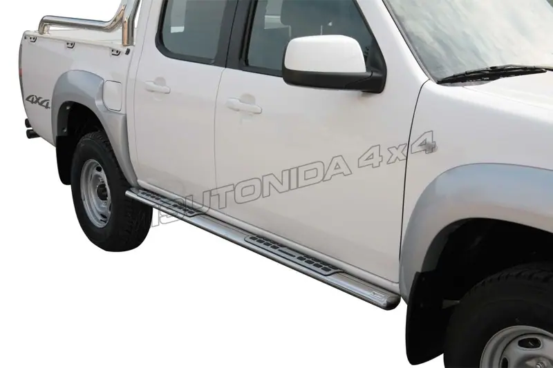 Пороги Design с алюминиевыми накладками øovaal, полированная — Mazda BT-50 (2009–2012)