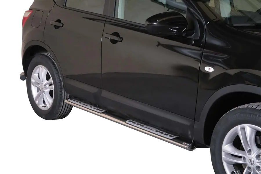 Astmelauad Design, alumiiniumastmete ja neopreeniga øovaal, poleeritud — Nissan Qashqai (2010–2013)