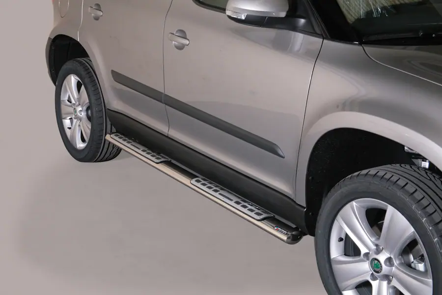 Astmelauad Design, alumiiniumastmete ja neopreeniga øovaal, poleeritud — Škoda Yeti (2010–2013)