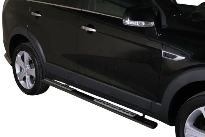 Пороги Design с алюминиевыми накладками øovaal, чёрная — Chevrolet Captiva (2011–)