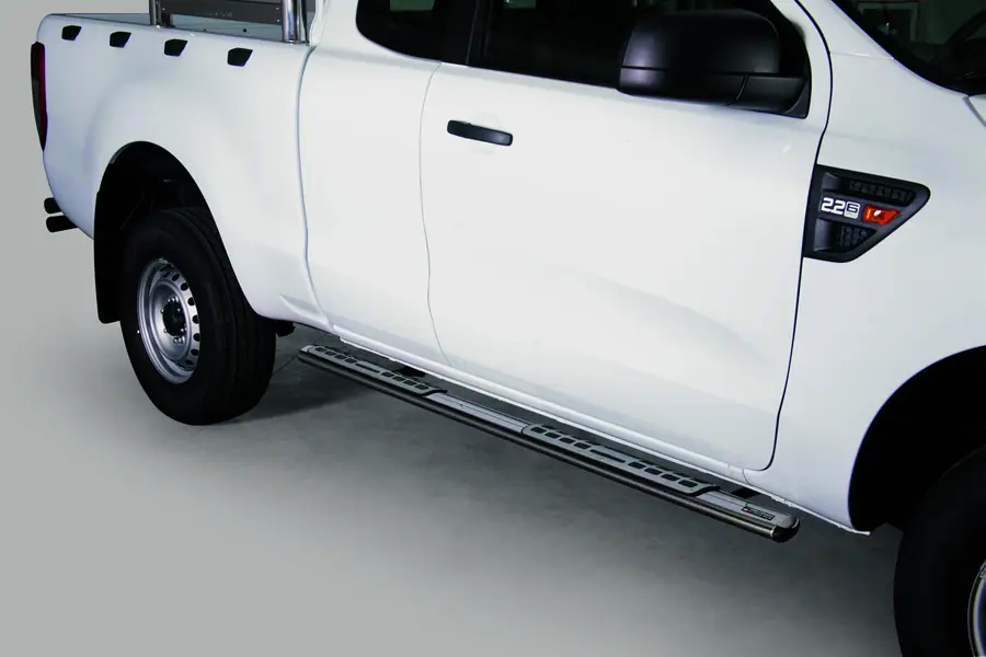 Design side steps with aluminium treads øovaal, mirror polished — Ford Ranger (2012–2016)