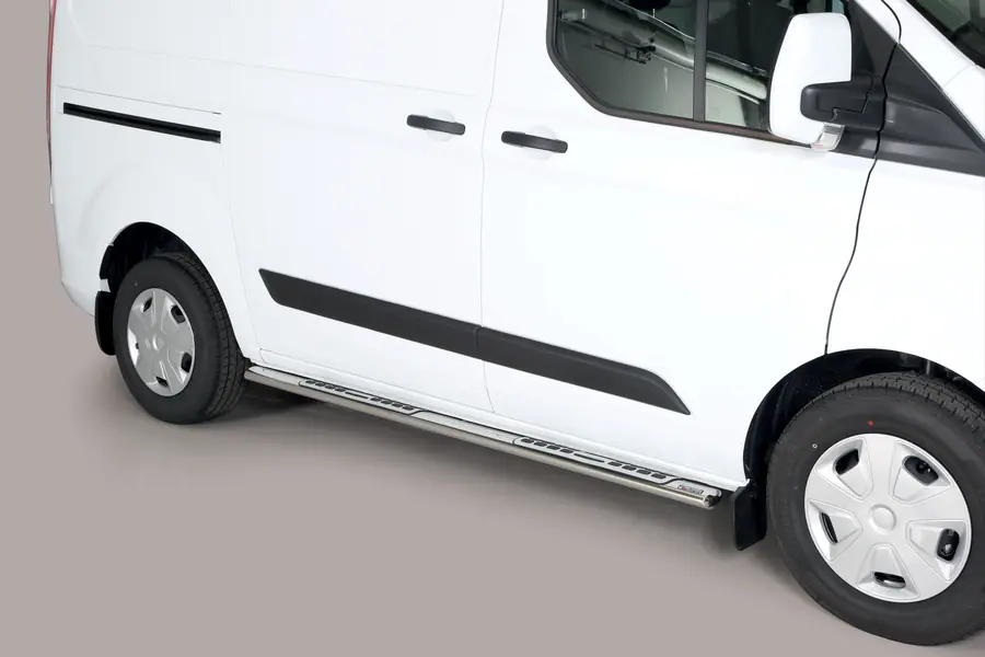 Astmelauad Design, alumiiniumastmete ja neopreeniga øovaal, poleeritud — Ford Transit Custom (2012–2018)