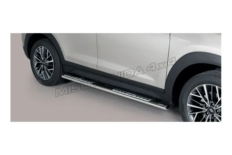 Design side steps with aluminium treads øovaal, mirror polished — Hyundai Tucson (2015–2017)