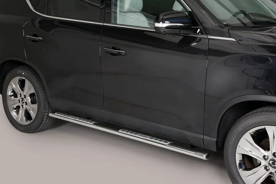 Design side steps with aluminium treads øovaal, mirror polished — SsangYong Rexton (2018–)
