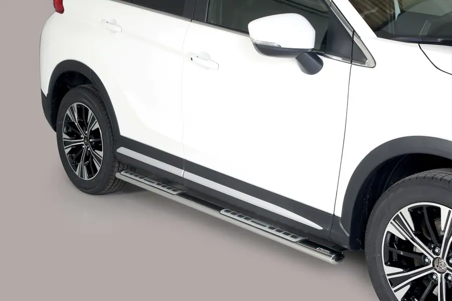 Пороги Design с алюминиевыми накладками øovaal, полированная — Mitsubishi Eclipse Cross (2017–)