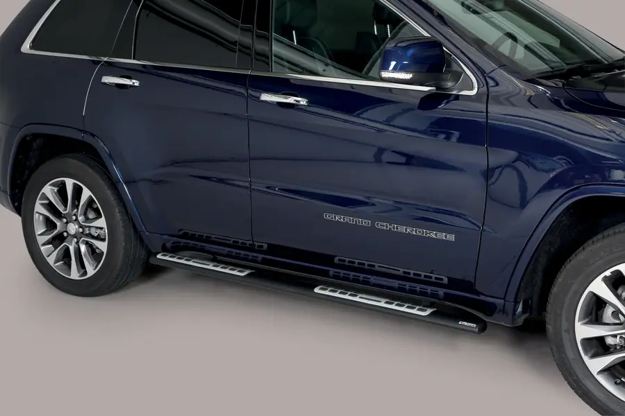 Design side steps with aluminium treads øovaal, black — Jeep Grand Cherokee (2015–)