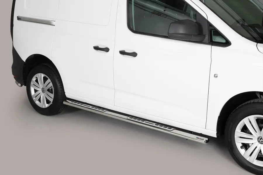 Пороги Design с алюминиевыми накладками øovaal, полированная — Volkswagen Caddy (2021–)