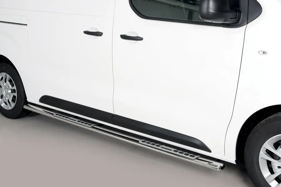 Astmelauad Design, alumiiniumastmete ja neopreeniga øovaal, poleeritud — Opel Vivaro (2014–)