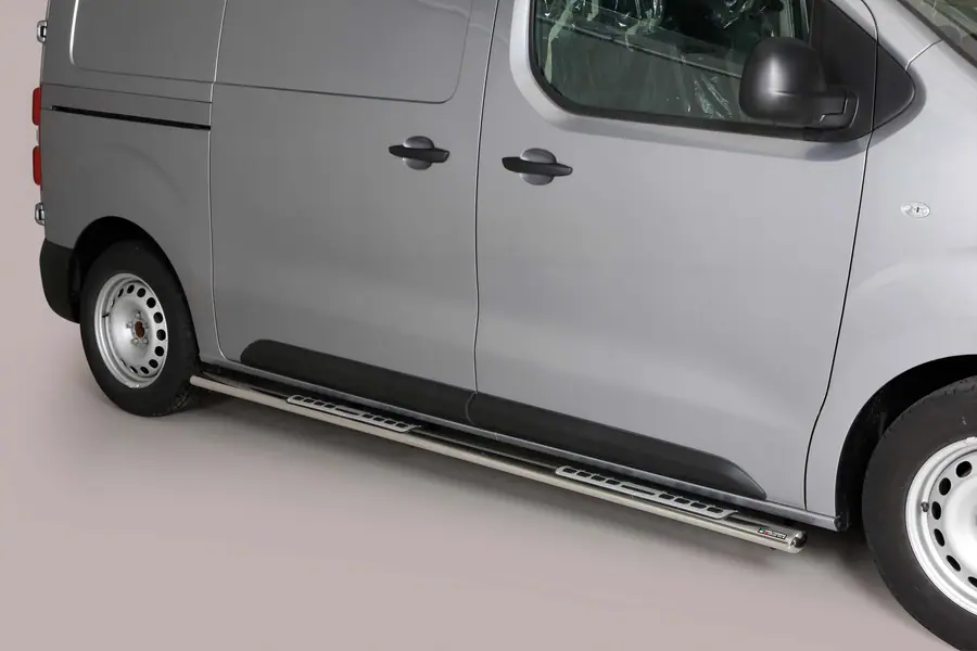 Astmelauad Design, alumiiniumastmete ja neopreeniga øovaal, poleeritud — Fiat Scudo (2022–)