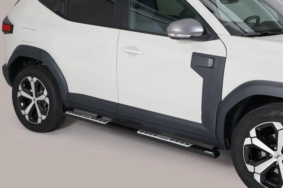 Astmelauad Design, alumiiniumastmete ja neopreeniga øovaal, must — Dacia Duster (2024–)