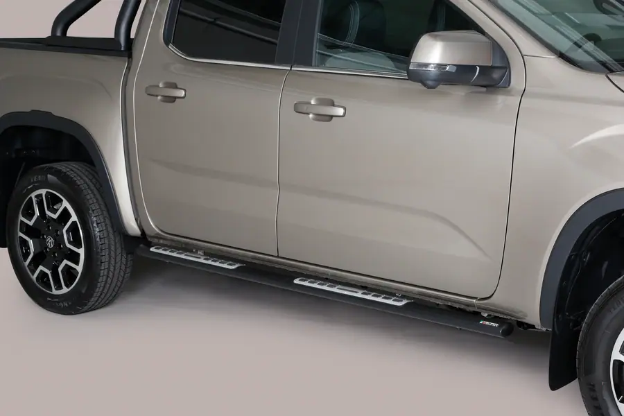 Design side steps with aluminium treads øovaal, black — Volkswagen Amarok (2023–)