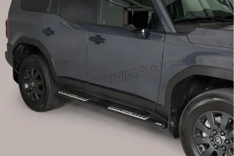 Design side steps with aluminium treads øovaal, black — Toyota Land Cruiser 250 (2024–)