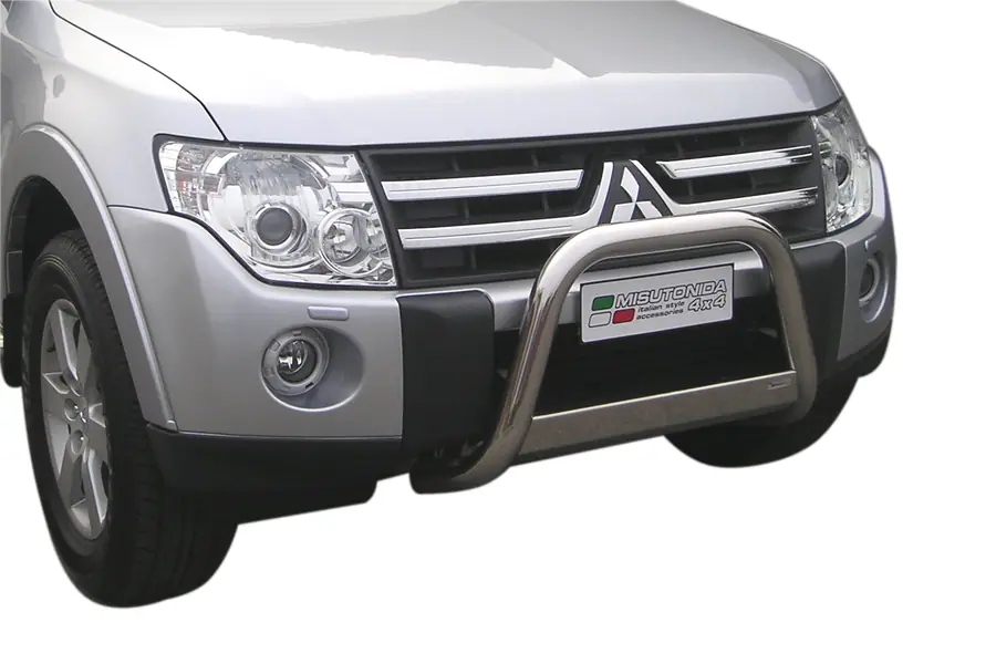 Medium bar ø63, mirror polished — Mitsubishi Pajero (2007–2014)