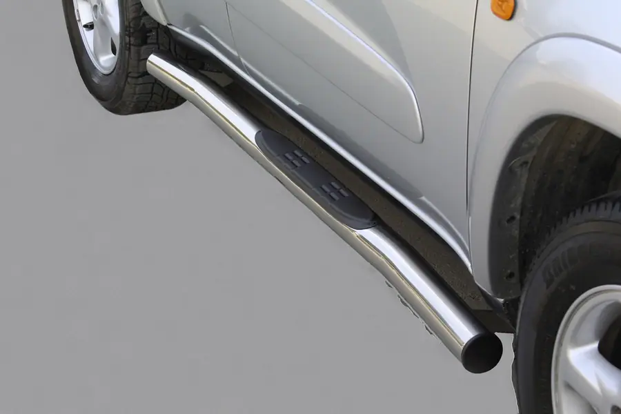 Grand Pedana side steps with plastic treads ø76, mirror polished — Toyota RAV4 (2006–2010)