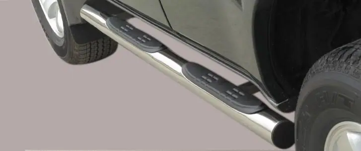 Grand Pedana side steps with plastic treads ø76, mirror polished — Toyota Land Cruiser 120 (2003–2009)