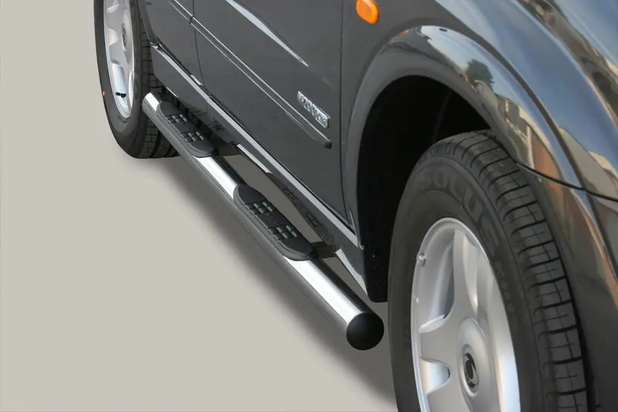 Grand Pedana side steps with plastic treads ø76, mirror polished — SsangYong Kyron (2006–2007)