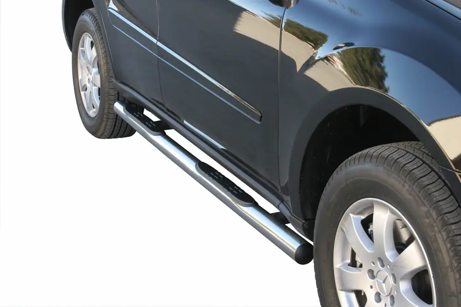 Grand Pedana side steps with plastic treads ø76, mirror polished — Mercedes-Benz ML (2006–2008)