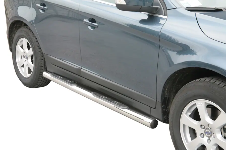 Grand Pedana side steps with plastic treads ø76, mirror polished — Volvo XC60 (2014–)