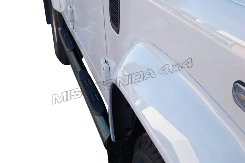 Astmelauad Grand Pedana, plastastmetega ø76, must — Land Rover Defender