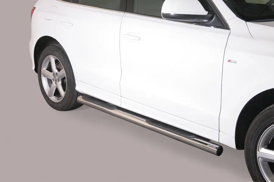 Grand Pedana side steps with plastic treads ø76, mirror polished — Audi Q5 (2008–2015)