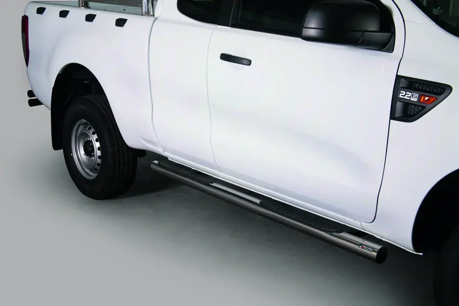 Grand Pedana side steps with plastic treads ø76, mirror polished — Ford Ranger (2012–2016)