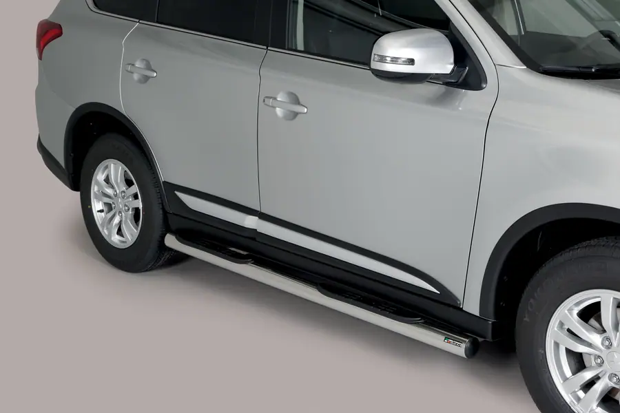 Astmelauad Grand Pedana, plastastmetega ø76, poleeritud — Mitsubishi Outlander (2012–2015)