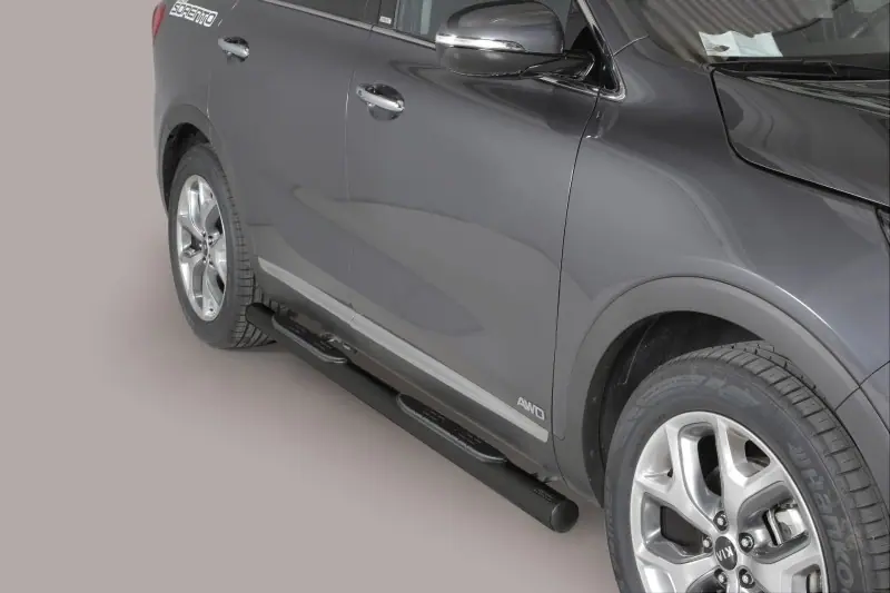 Пороги Grand Pedana с пластиковыми накладками ø76, чёрная — Kia Sorento (2015–)