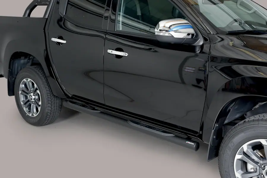 Grand Pedana side steps with plastic treads ø76, black — Mitsubishi L200 (2015–2019)
