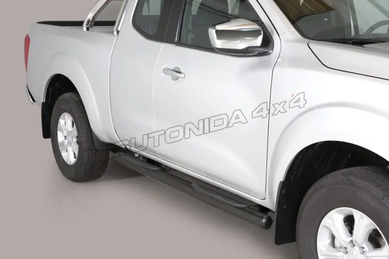 Grand Pedana side steps with plastic treads ø76, black — Nissan Navara NP300 (2015–)