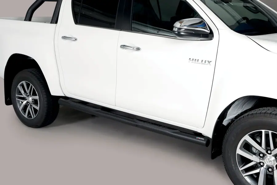 Astmelauad Grand Pedana, plastastmetega ø76, must — Toyota Hilux (2015–)