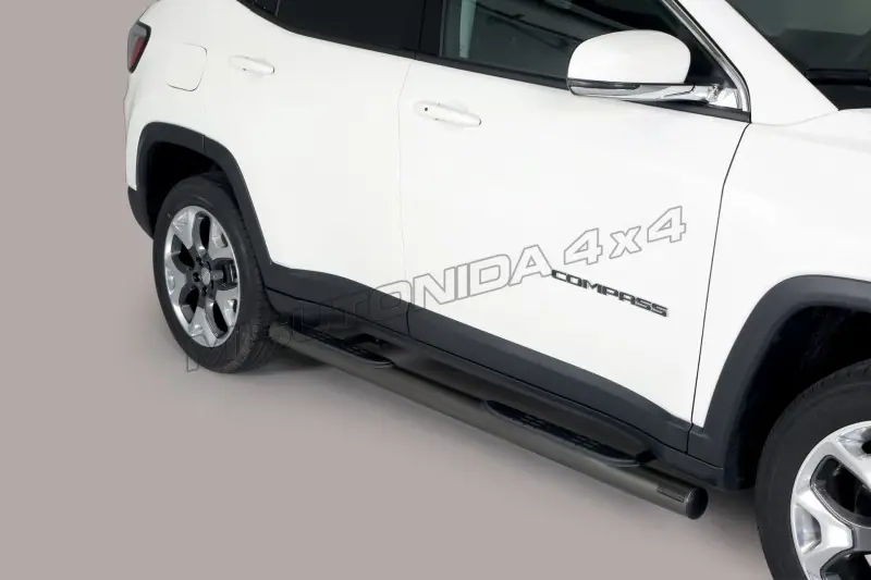 Пороги Grand Pedana с пластиковыми накладками ø76, чёрная — Jeep Compass (2017–)
