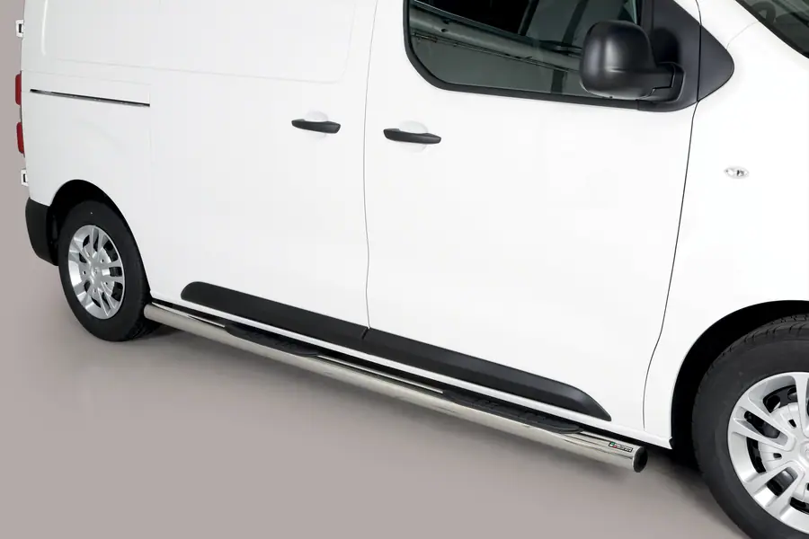 Grand Pedana side steps with plastic treads ø76, mirror polished — Opel Vivaro (2014–)