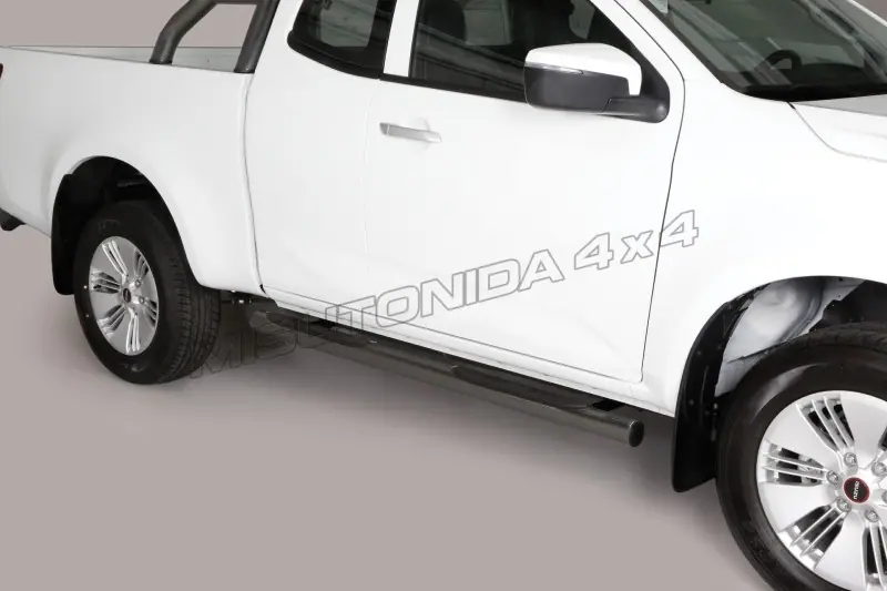 Grand Pedana side steps with plastic treads ø76, black — Isuzu D-Max (2020–)
