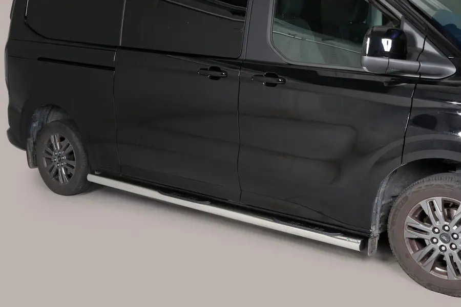 Grand Pedana side steps with plastic treads ø76, mirror polished — Ford Tourneo Custom (2024–)