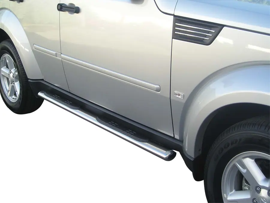 Oval Grand Pedana side steps with plastic treads øovaal, mirror polished — Dodge Nitro (2007–)