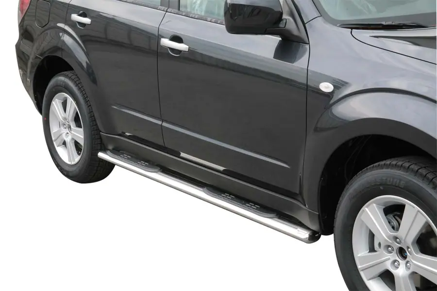Oval Grand Pedana side steps with plastic treads øovaal, mirror polished — Subaru Forester (2008–2012)