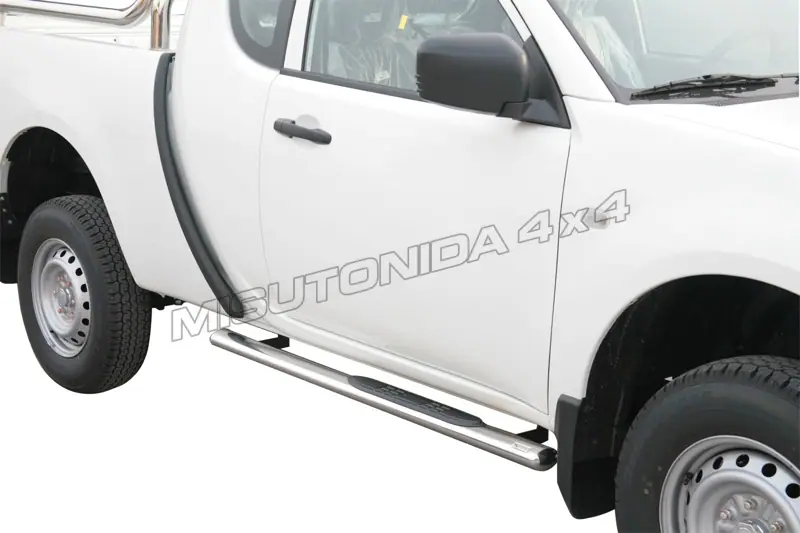 Овальные пороги Grand Pedana с пластиковыми накладками øovaal, полированная — Mitsubishi L200 (2009–2015)