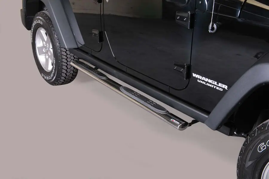 Oval Grand Pedana side steps with plastic treads øovaal, mirror polished — Jeep Wrangler (2011–)