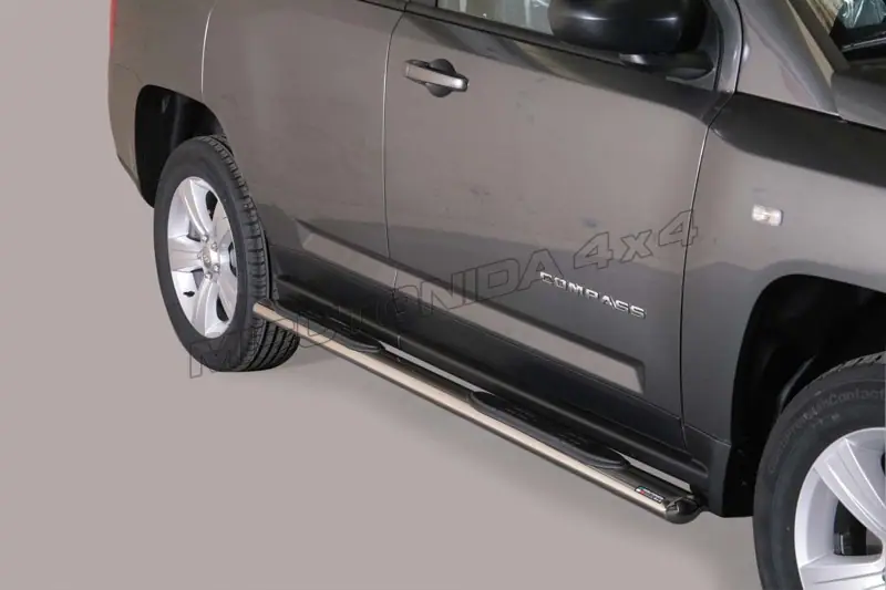 Oval Grand Pedana side steps with plastic treads øovaal, mirror polished — Jeep Compass (2011–2016)