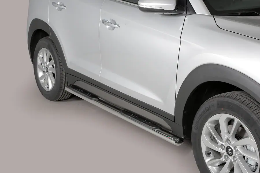 Oval Grand Pedana side steps with plastic treads øovaal, mirror polished — Hyundai Tucson (2015–2017)