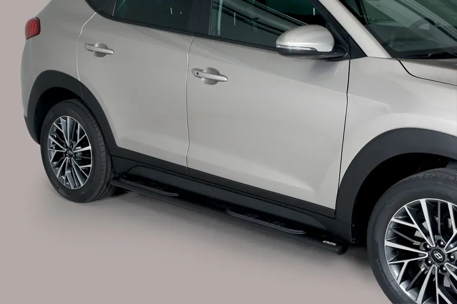Oval Grand Pedana side steps with plastic treads øovaal, black — Hyundai Tucson (2015–2017)