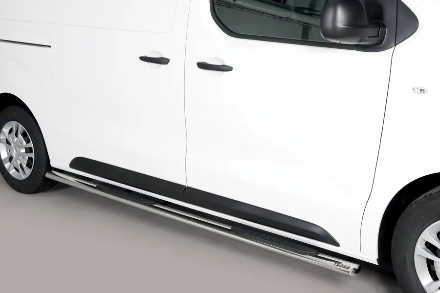Astmelauad Grand Pedana ovaal, plastastmetega øovaal, poleeritud — Opel Vivaro (2014–)