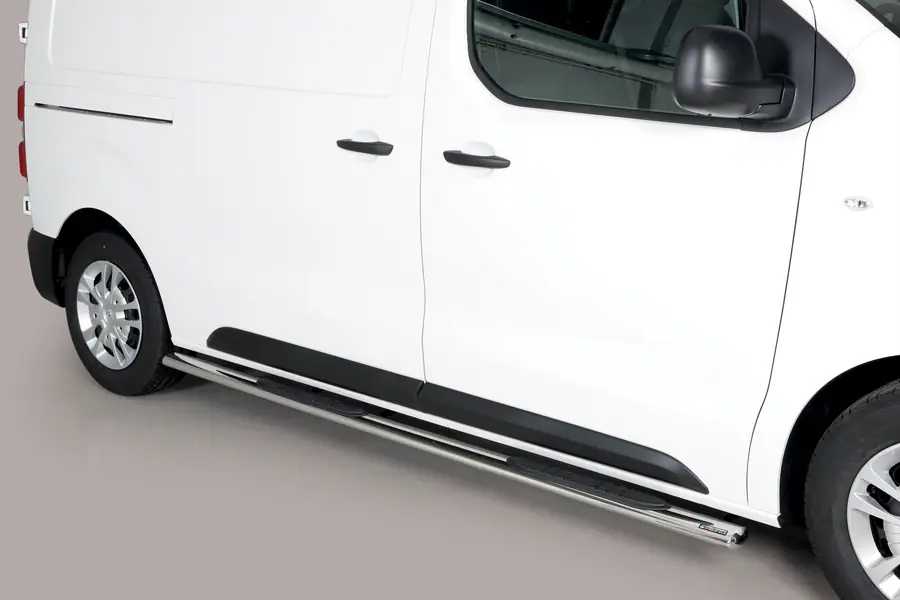 Astmelauad Grand Pedana ovaal, plastastmetega øovaal, poleeritud — Opel Vivaro (2014–)